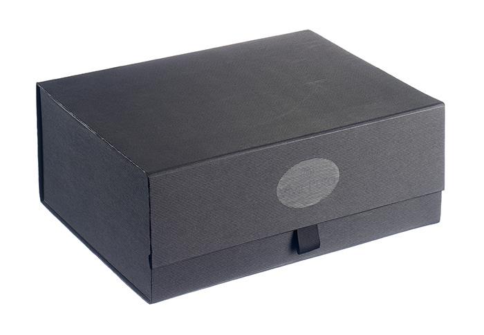 Black Snap Shut Large Gift Box